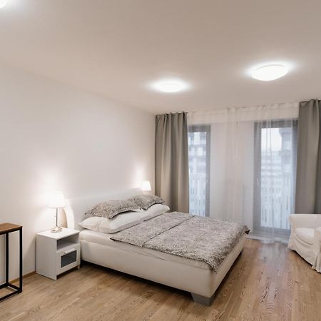 Apartamento Garden Towers Praga Exterior foto