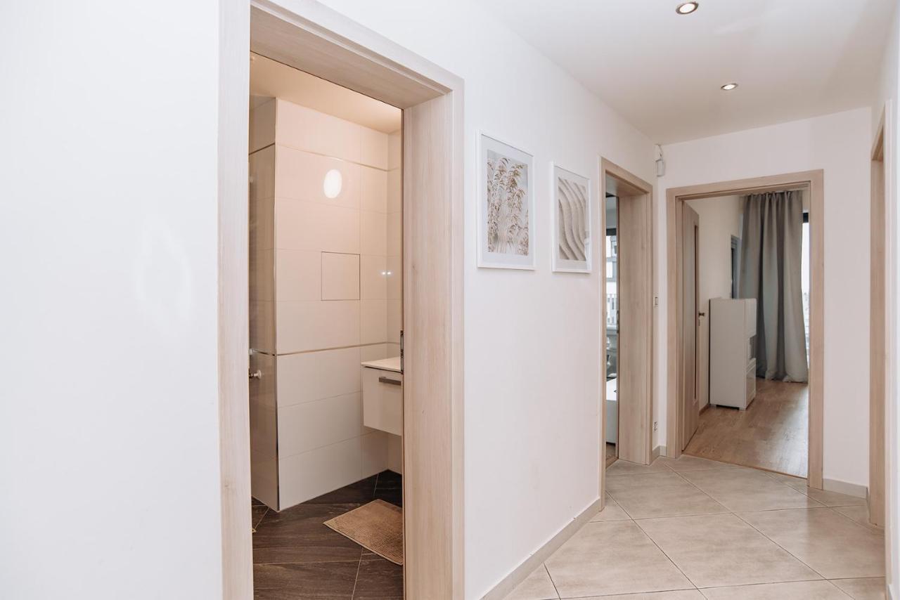 Apartamento Garden Towers Praga Exterior foto