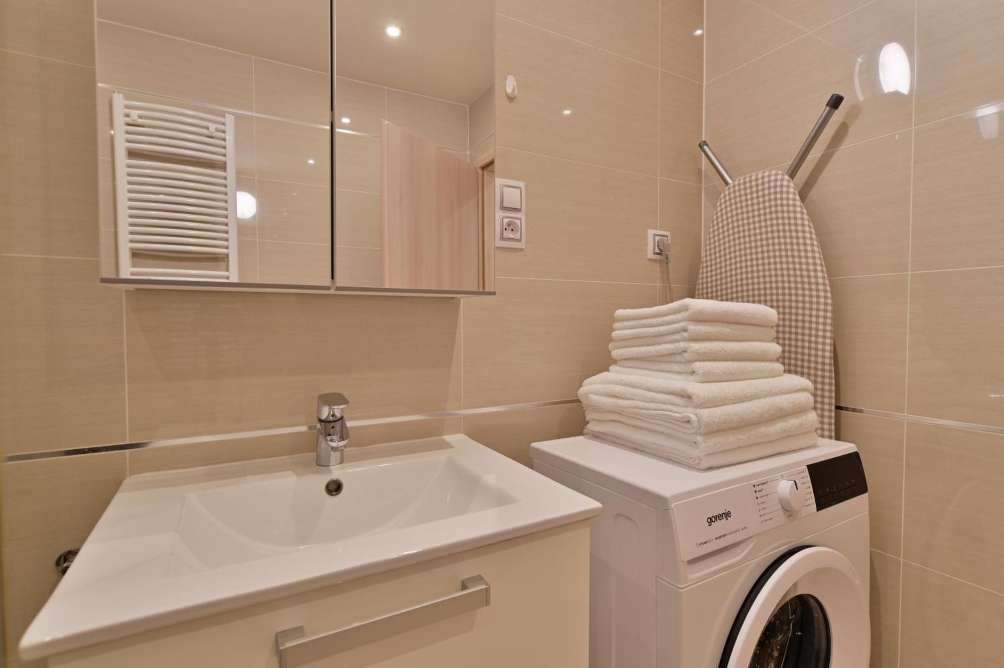 Apartamento Garden Towers Praga Exterior foto