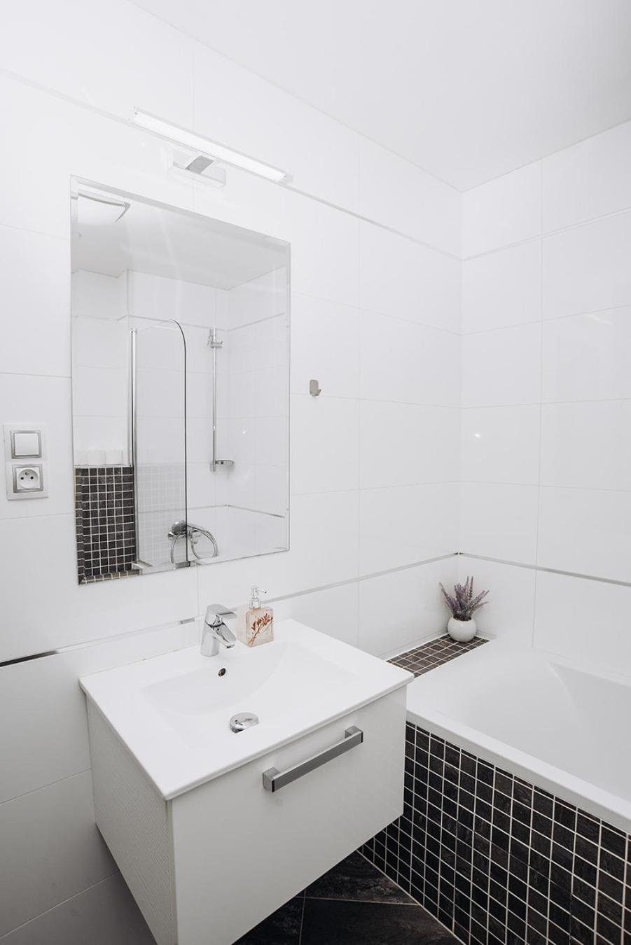 Apartamento Garden Towers Praga Exterior foto